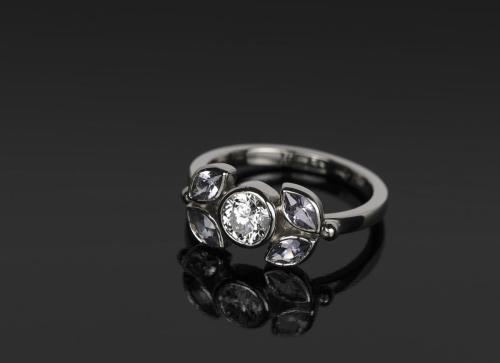 White gold 585, lab grown diamond, natural spinels