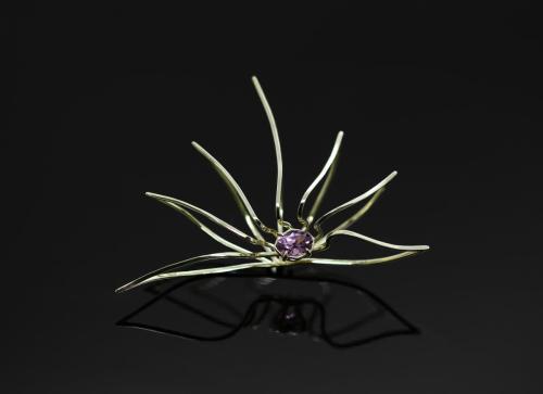 Yellow gold 585, spinel